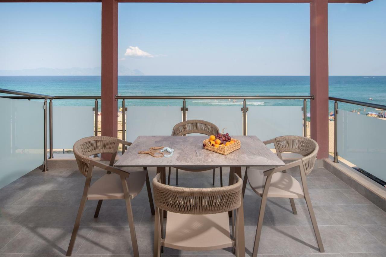Stavros Compass Hotel Sarti Bagian luar foto