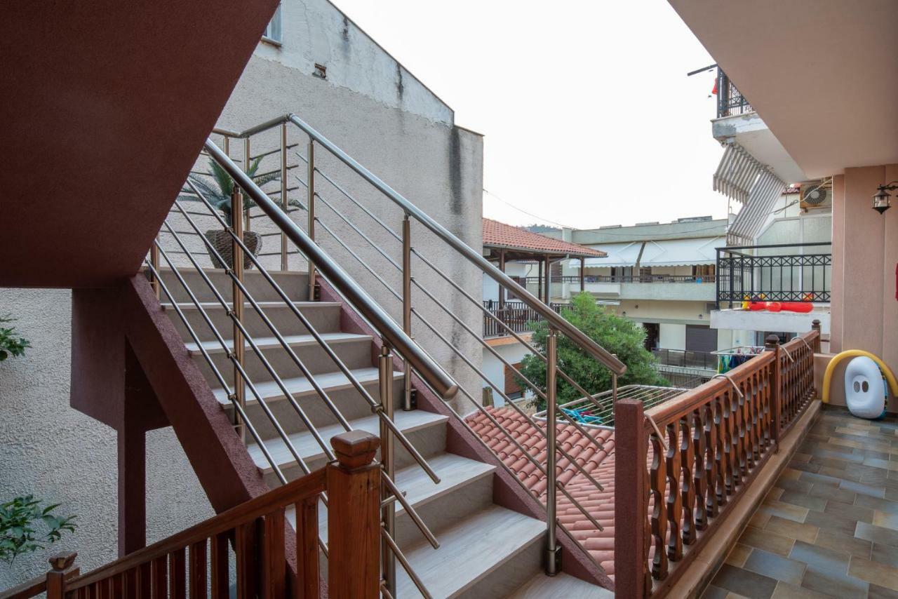 Stavros Compass Hotel Sarti Bagian luar foto